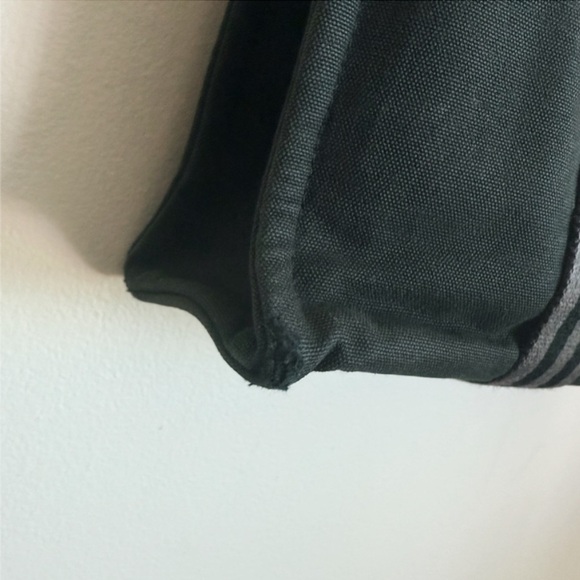 Hermes Toile Fourre-Tout PM Tote in Grey - Picture 11 of 11